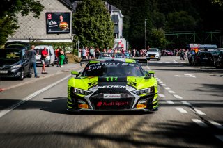 Parade
