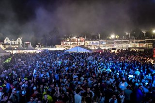 Concert
