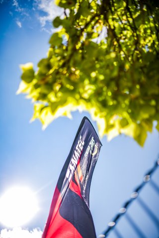 Paddock
