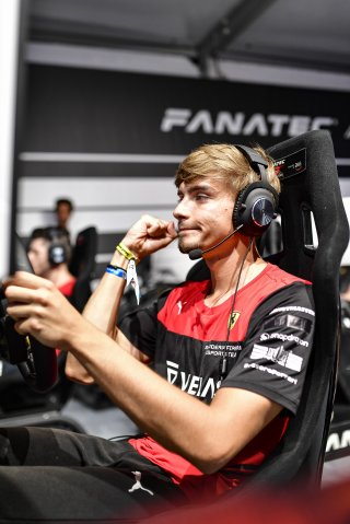 Esports
