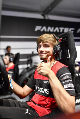 Esports
