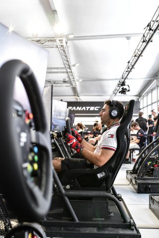 Esports
 | SRO/ JULES BEAUMONT