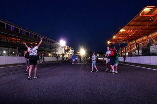 Pitwalk
 | SRO/ JULES BEAUMONT