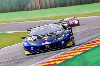 #19 Emil Frey Racing Lamborghini Huracan GT3 Evo Pro, Test Session 1
