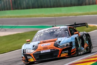 #30 Team WRT Audi R8 LMS evo II GT3 Silver Cup, Test Session 1
