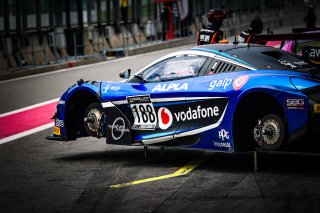 Pitlane, Test Session 2
