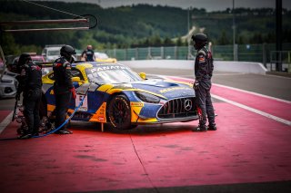Pitlane, Test Session 2

