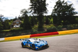 #23 Heart of Racing with TF Sport Aston Martin Vantage AMR GT3 Pro, Test Session 2
