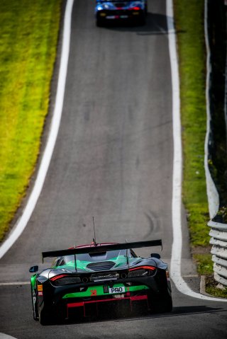 #38 Jota McLaren 720 S GT3 Pro, Test Session 1
