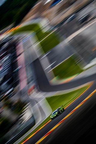 #77 Barwell Motorsport Lamborghini Huracan GT3 Evo Ahmad AL HARTHY Sam DE HAAN Alex MACDOWALL Sandy MITCHELL Lamborghini Huracan GT3 Evo Gold Cup, Test Session 2
