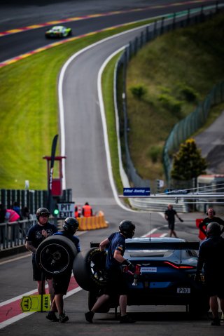 #23 Heart of Racing with TF Sport Aston Martin Vantage AMR GT3 - Alex RIBERAS Ross GUNN Charlie EASTWOOD  Aston Martin Vantage AMR GT3 Pro, Test Session 3
 | SRO / TWENTY-ONE CREATION - Jules Benichou