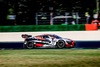 #32 Team WRT Audi R8 LMS evo II GT3 Charles Weerts Dries Vanthoor Pro, Free Practice
