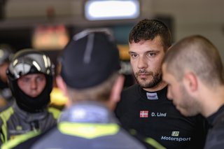 #112 JP Motorsport McLaren 720 S GT3 Dennis Lind Vincent Abril Pro, Pre-Qualifying
