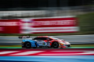 #18 GSM Novamarine Lamborghini Huracan GT3 Evo Danny Kroes Daan Pijl Silver Cup, Fanatec GT World Challenge, Pre Qualifying
