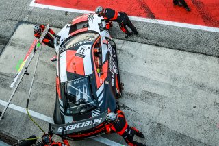 Pitlane, Qualifying 1
