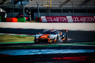 #30 Team WRT Audi R8 LMS evo II GT3 Benjamin Goethe Thomas Neubauer Silver Cup, Fanatec GT World Challenge, Qualifying 1
