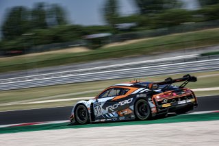 #30 Team WRT Audi R8 LMS evo II GT3 Benjamin Goethe Thomas Neubauer Silver Cup, Race 1
