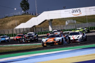#30 Team WRT Audi R8 LMS evo II GT3 Benjamin Goethe Thomas Neubauer Silver Cup, Race 1
