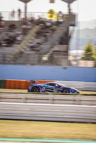 #188 Garage 59 McLaren 720 S GT3 Miguel Ramos Dean Macdonald Pro-Am Cup, Race 1

