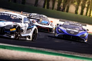 #159 Garage 59 McLaren 720 S GT3 Ethan Simioni Manuel Maldonado Silver Cup, Race 1
