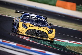 #88 AKKODIS ASP Team Mercedes-AMG GT3 Jules Gounon Jim Pla Pro, Qualifying
