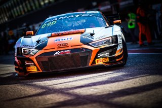#30 Team WRT Audi R8 LMS evo II GT3 Benjamin Goethe Thomas Neubauer Silver Cup, Pitlane, Qualifying 2
