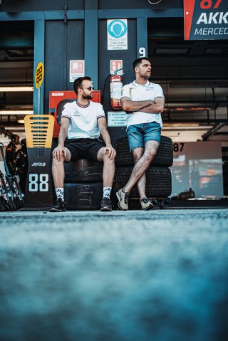 #88 AKKODIS ASP Team Mercedes-AMG GT3 Jules Gounon Jim Pla Pro, Fanatec GT World Challenge, Qualifying 2
