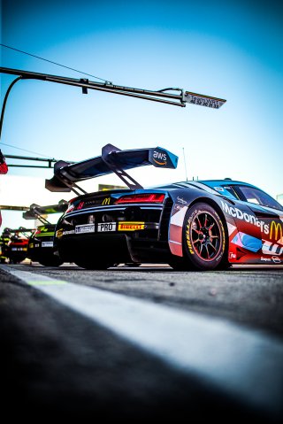 #33 Team WRT Audi R8 LMS evo II GT3 Jean-Baptiste Simmenauer Christopher Mies Pro, Fanatec GT World Challenge, Qualifying 2
