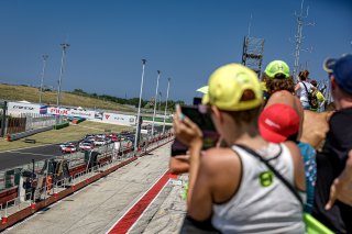 Race 2, Start
