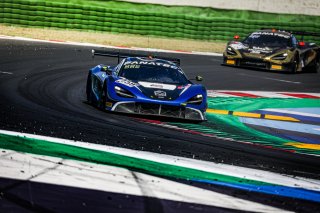 #159 Garage 59 McLaren 720 S GT3 Ethan Simioni Manuel Maldonado Silver Cup, Fanatec GT World Challenge, Race 2
