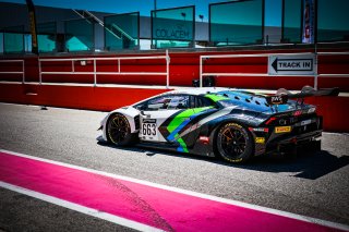 Paid Test Session, Pitlane
