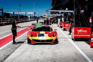 Paid Test Session, Pitlane
