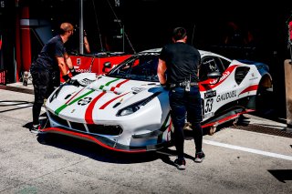 Paid Test Session, Pitlane
