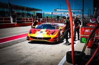 Paid Test Session, Pitlane
