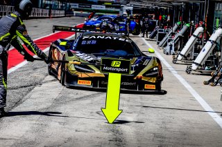 Paid Test Session, Pitlane

