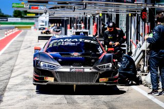 Paid Test Session, Pitlane

