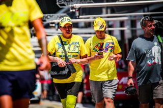 Ambiance, Pit Walk
