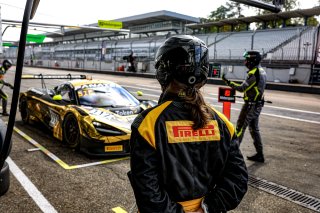 #111 JP Motorsport Christian KLIEN Vincent ABRIL Dennis LIND McLaren 720 S GT3 Pro, Pre-Qualifying
