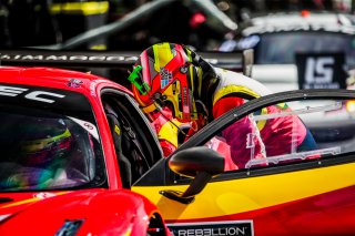 #21 AF Corse Hugo DELACOUR Cedric SBIRRAZZUOLI Alessandro BALZAN Ferrari 488 GT3 Gold Cup, FGTWC, Pitlane, Pre-Qualifying
