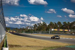 #5 Haupt Racing Team Arjun MAINI Hubert HAUPT Florian SCHOLZE Mercedes-AMG GT3 Gold Cup, Race
