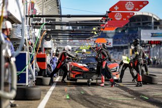 #7 Inception Racing Ollie MILLROY Brendan IRIBE Frederik SCHANDORFF McLaren 720S GT3 Gold Cup, Race
