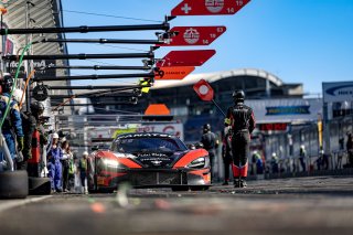 #7 Inception Racing Ollie MILLROY Brendan IRIBE Frederik SCHANDORFF McLaren 720S GT3 Gold Cup, Race
