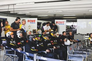 Pitlane, Race
