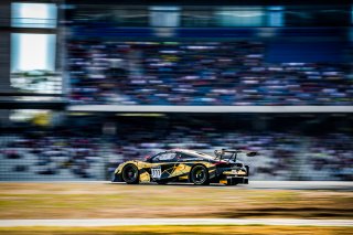 #111 JP Motorsport Christian KLIEN Vincent ABRIL Dennis LIND McLaren 720 S GT3 Pro, FGTWC, Race
