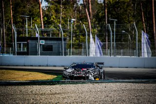 #77 Barwell Motorsport Sam DE HAAN Patrick KUJALA Alex MACDOWALL Lamborghini Huracan GT3 Evo Silver Cup, FGTWC, Race
