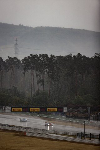 #30 Team WRT Jean-Baptiste SIMMENAUER Benjamin GOETHE Thomas NEUBAUER Audi R8 LMS evo II GT3 Silver Cup, Free Practice
