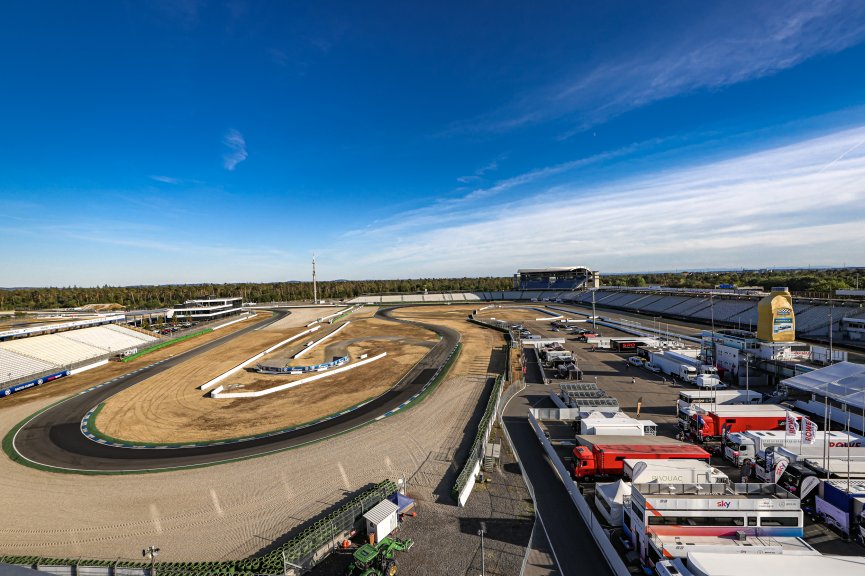 Paddock
