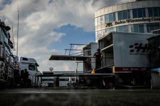 Paddock
