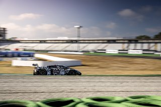 #77 Barwell Motorsport Sam DE HAAN Patrick KUJALA Alex MACDOWALL Lamborghini Huracan GT3 Evo Silver Cup, Qualifying
