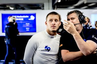 Pitlane, Qualifying
